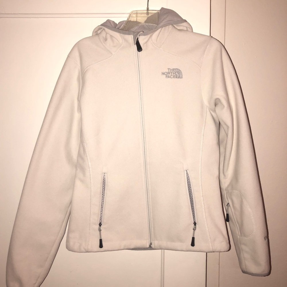 White/cream North Face women’s wind wall jacket